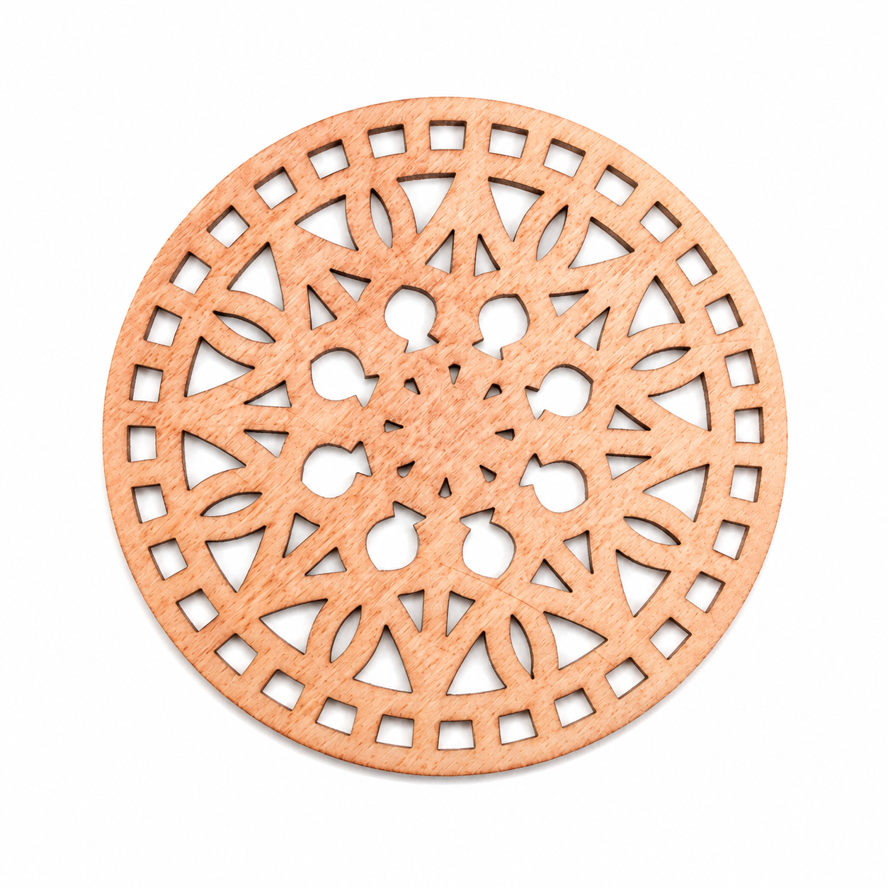 Dřevěná mandala / podtácek s geometrickým ornamentem 95 × 95 mm