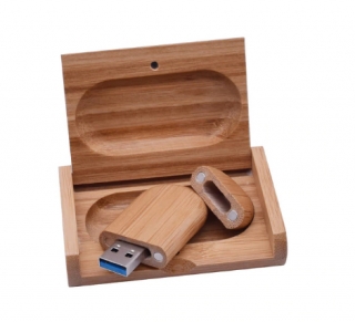 Dřevěná USB 3 s krabičkou 16GB